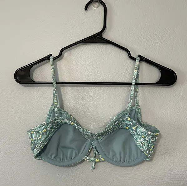 Roxy Seaside Tropics Underwire Smock Bra Bikini Top || Size: Medium - Image 3