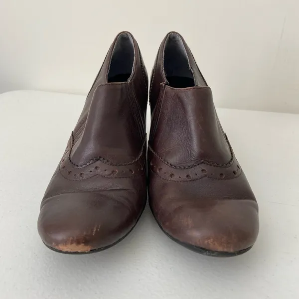 Women’s Mercedes brown rustic heeled zip‎ ankle boots booties size 6.5 - Image 2