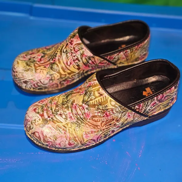 Dansko XP Womens Yellow Floral Professional Nursing Clogs Shoes 41 10.5 -‎ 11 - Image 2