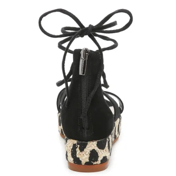 NWOT Vince Camuto leather sandals - Image 3