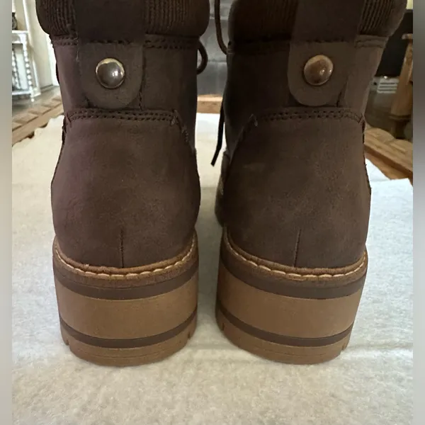 LIMELIGHT Ellie Brown Women’s Lace-Up Boots - Image 3