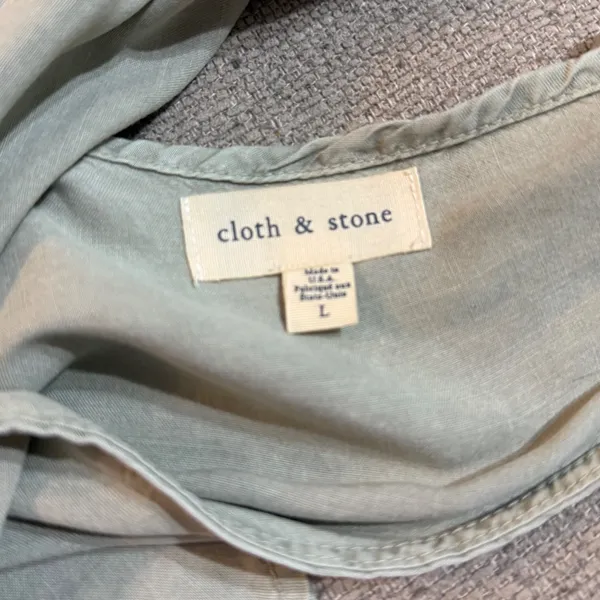Cloth &‎ Stone Sage Green Halter Tank Top V-Neck Relaxed Fit Large - Image 4