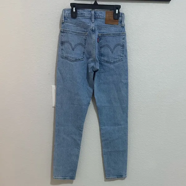 Levi's Wedgie Straight Leg 23 Jeans High Rise Premium Stretch Denim Light Wash - Image 6