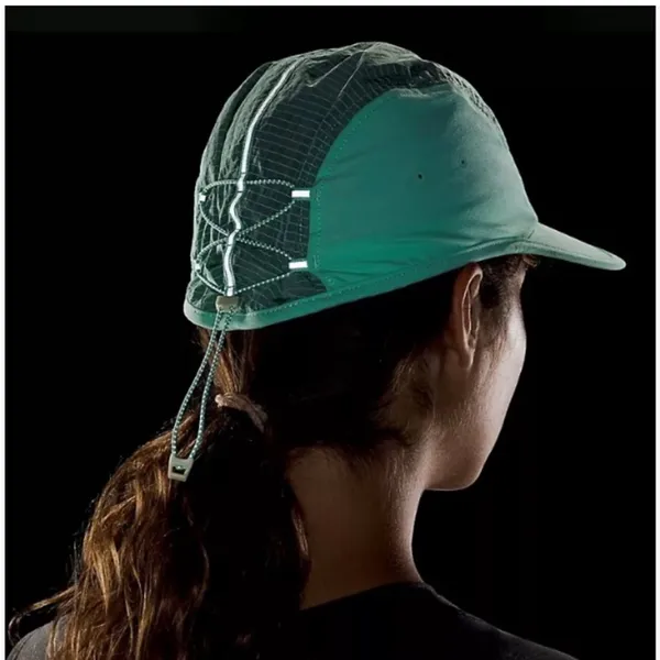 Lululemon Drawcord Hiking Cap NEW With Tags - Image 5