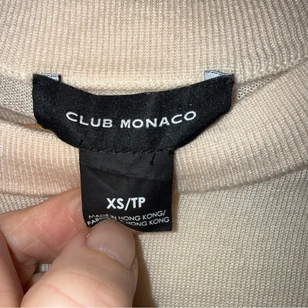 club monaco Cream Crew Neck Merino Wool Sweater CS Made In‎ Hong Kong - Image 3