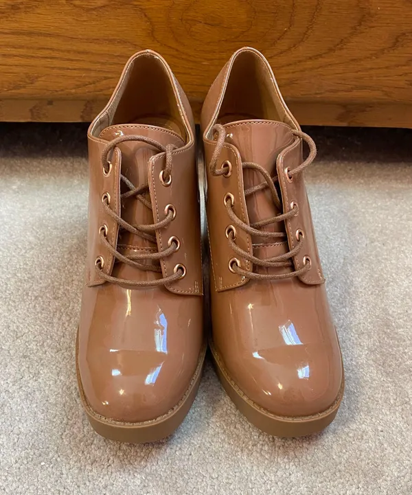 Brown Patent Leather Shoes Size 8.5 - Image 2