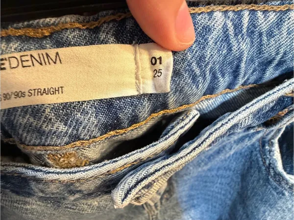 Garage Women's Straight Leg Jeans - Light Blue Wash - Image 4
