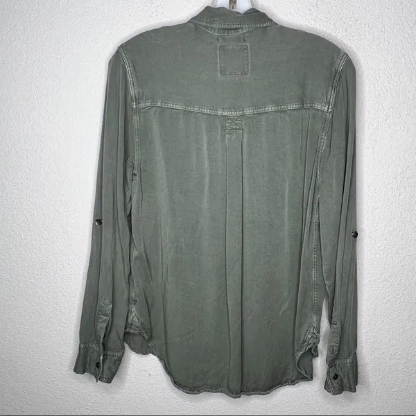 American Eagle Boyfriend Fit Shirt - Image 4