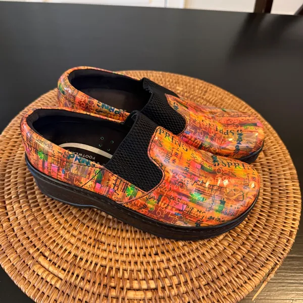 Klogs Footwear Women Multi Color Graffiti Patent Leather Nursing Clogs‎ Shoes - Image 2