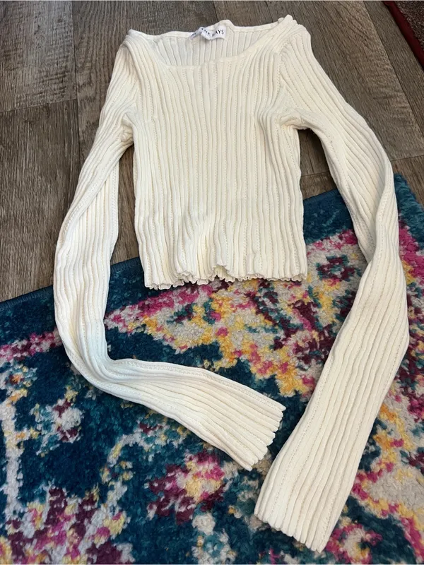 ALL THE WAYS Desirae Knit Top in White - Image 8
