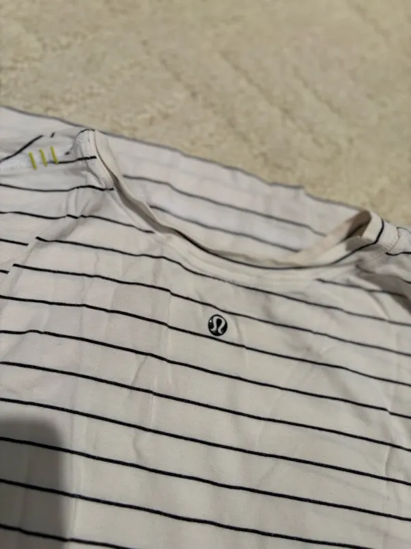 Lululemon Men’s White Black Striped Short Sleeve Shirt - Image 2