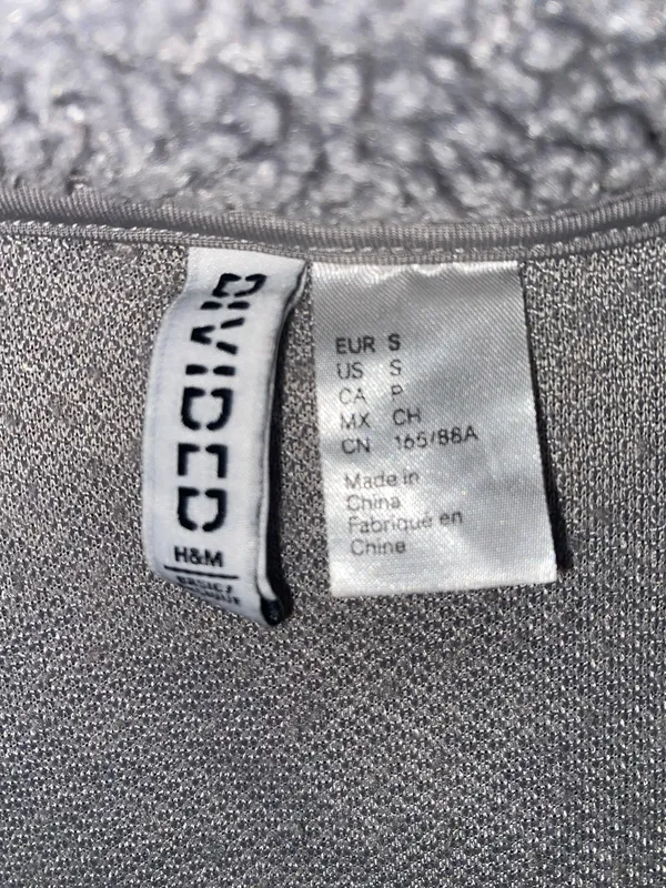 H&M Divided Grey Sherpa Quarter-Zip Pullover - Image 4