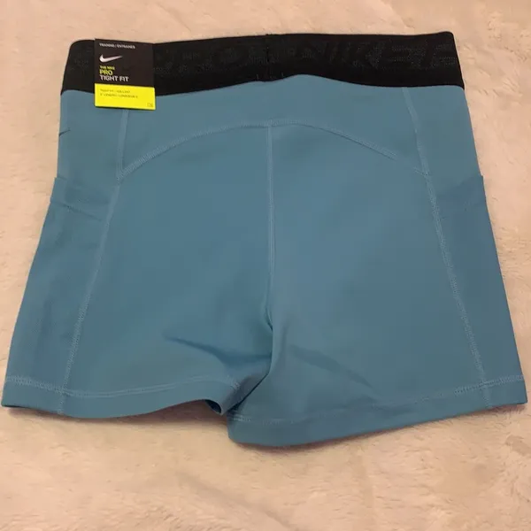 Nike Teal  Pro Shorts With Side Pockets - Image 4