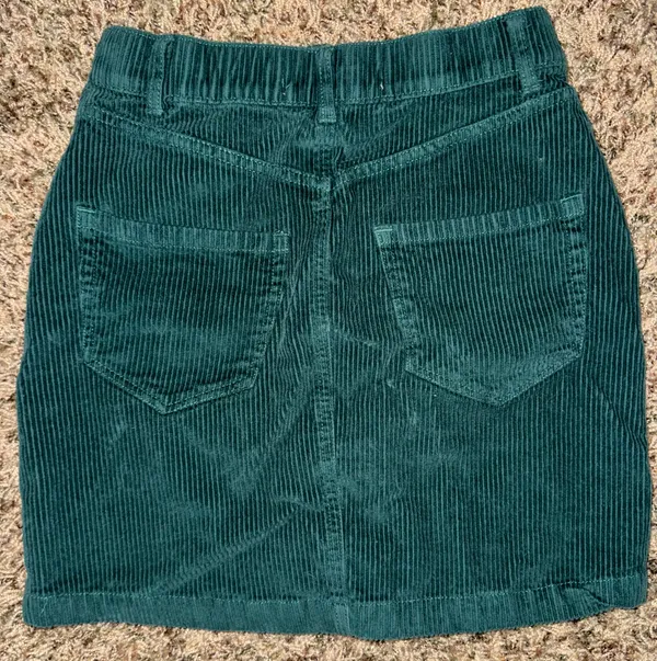 Hollister Green Corduroy Skirt - Image 2