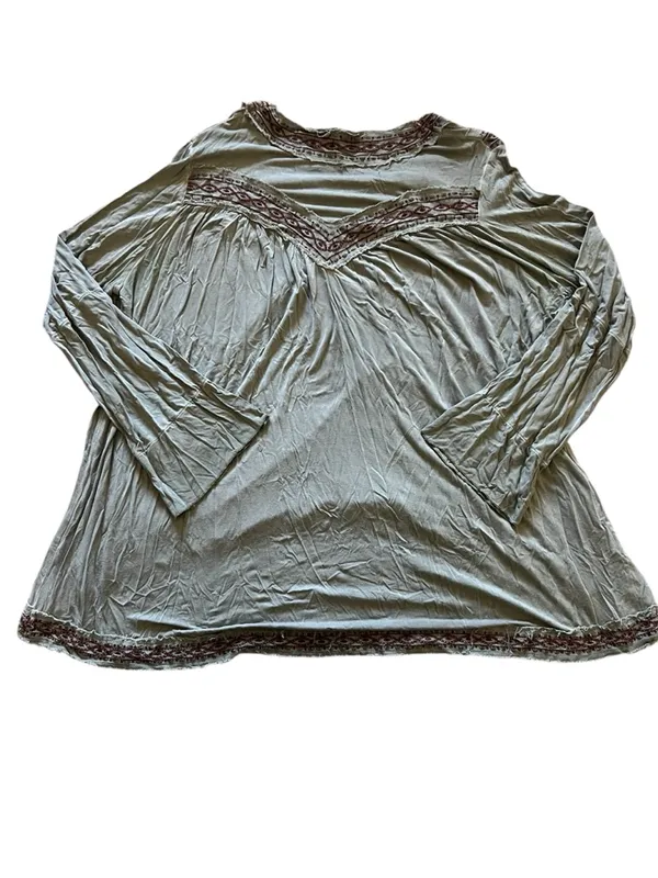 POL Women’s Sage Green Lace Trim Bell Sleeve Peasant Top | Medium - Image 2
