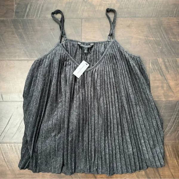 (3/$40 Item) Banana Republic Summer Tank NWT - Image 11