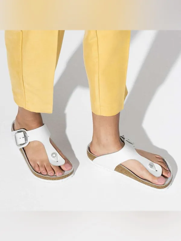 Birkenstock Gizeh Big Buckle White Leather Sandals Women’s 8 EU 39 Regular NIB - Image 2