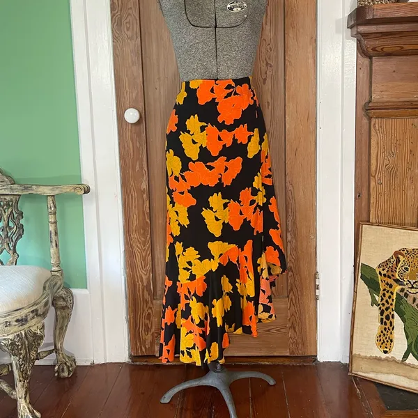 NWT Topshop Floral Asymmetrical Faux Wrap Midi Skirt Black Orange Size 10 💛🍄 - Image 3