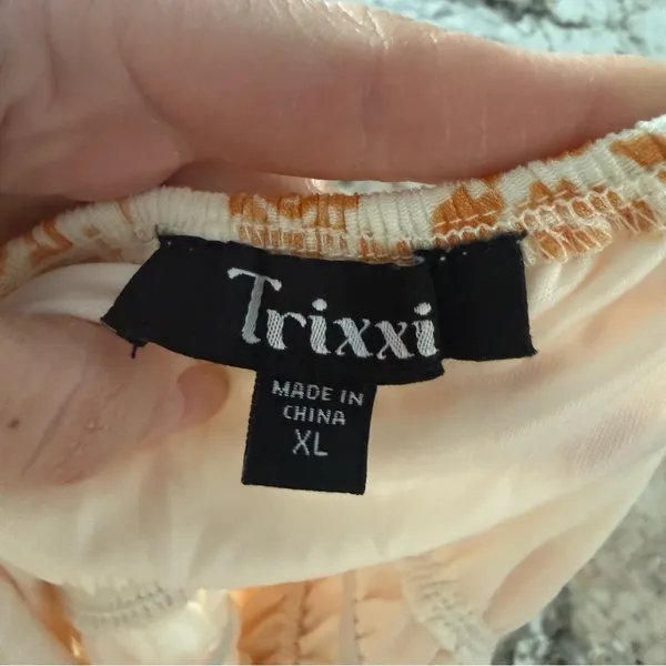 Trixxi Orange Cream Smocked Midi Dress Size XL - Image 5