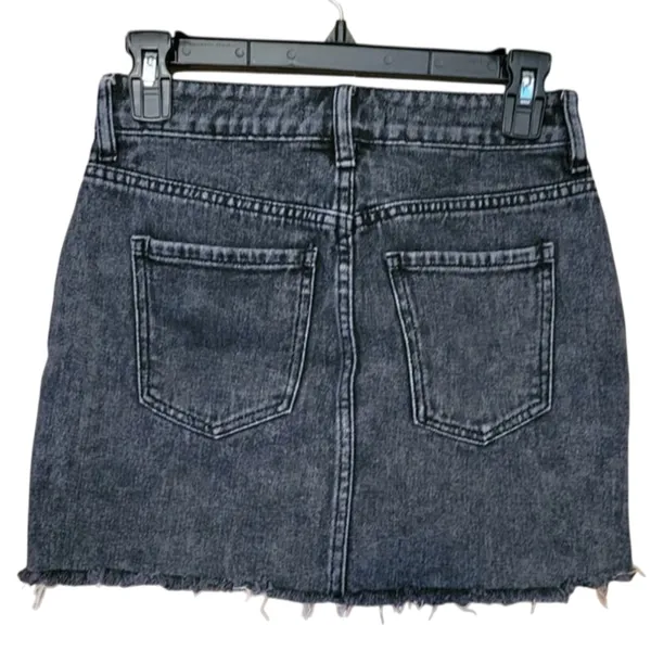 PacSun Black Denim Mini Skirt Punk Emo Goth Rocker Biker Y2K 90s Festival Sz‎ 23 - Image 2