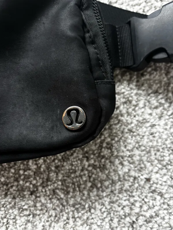 Lululemon Belt Bag - Image 3