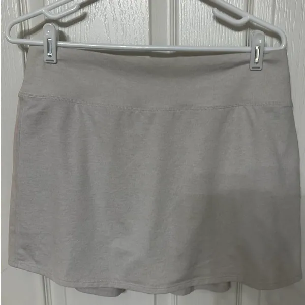 Vuori Halo Performance Skirt Salt Heather L - Image 4