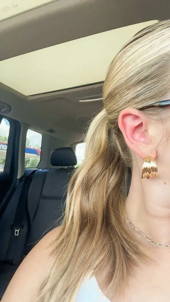 American Eagle Earrings Gold - Image 2