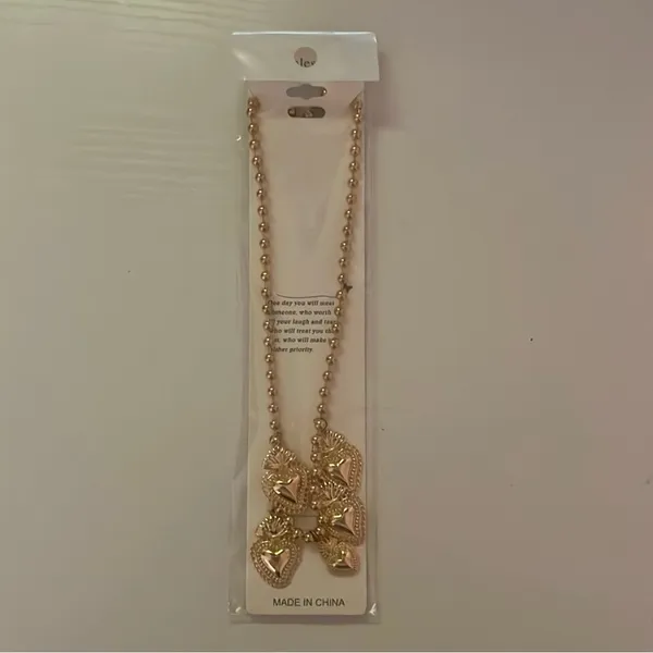 Gold Heart Multi Charm Pendant Beaded Necklace - Image 7