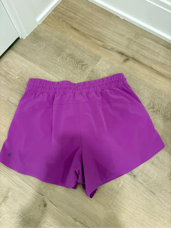 Athleta Vibrant Purple Shorts Size Medium - Image 5