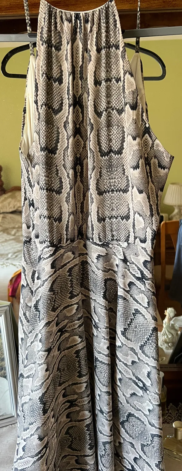 Dress - Image 4