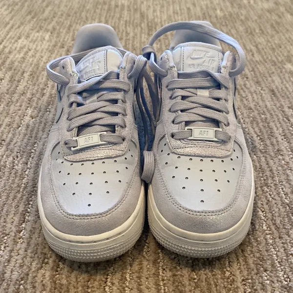 Nike Women's Air Force 1 '07 Prem Pure Platinum Glitter - Image 2