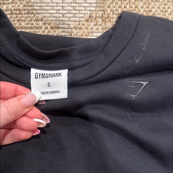 Gymshark Black Crop Top - Image 2