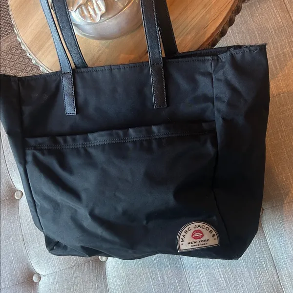 Marc Jacob’s New York Black Shoulder Tote Bag - Image 5
