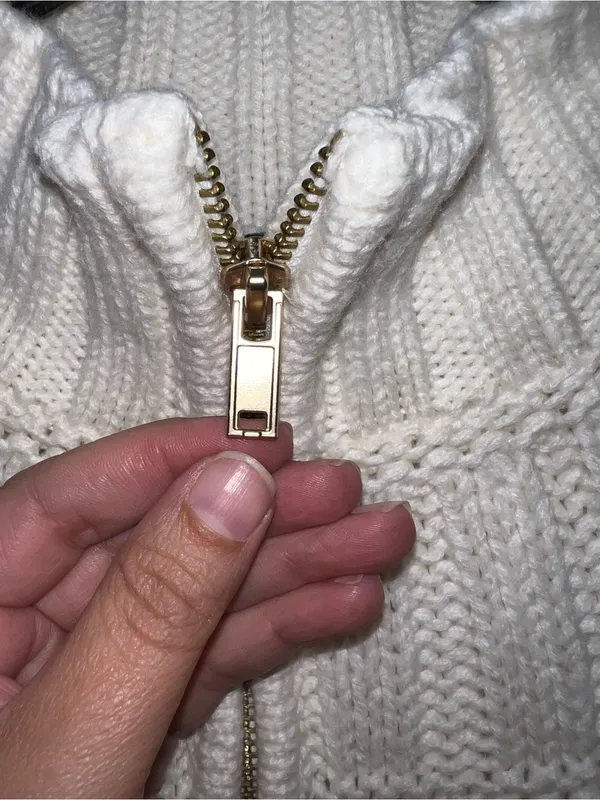 Talbots Women’s XL Cream Zip-Front chunky Cable Knit Sweater - Image 2