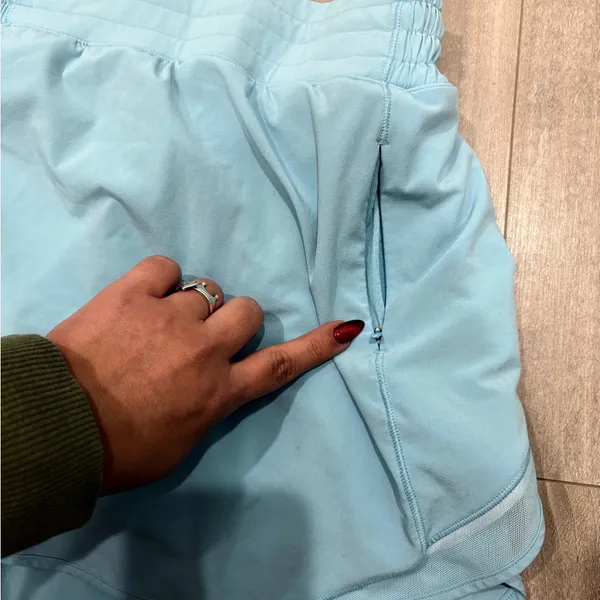 Lululemon Hotty Hot High-Rise Skirt Light Baby Blue Size 2 - Image 7