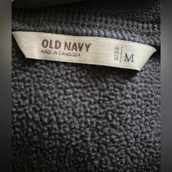 Old Navy Gray Sweatshirt Size M - Image 3