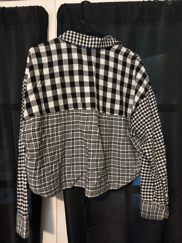 Madewell Cropped Flannel Top - Image 2