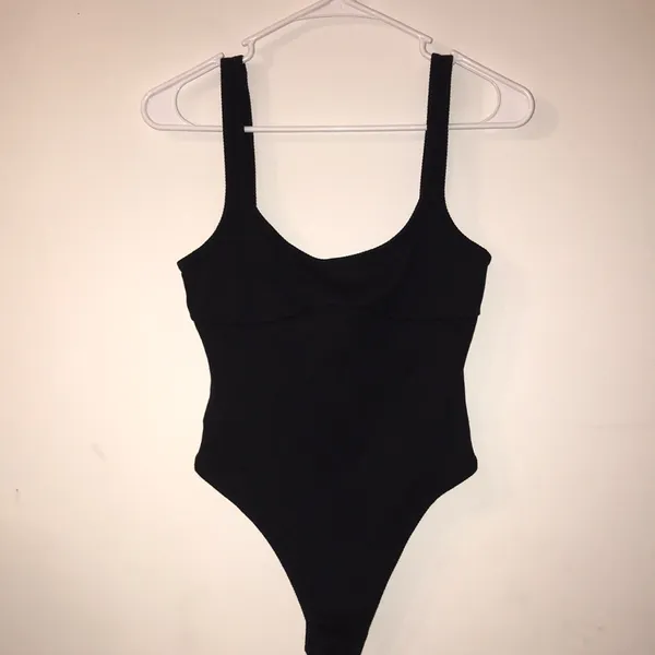 For Love & Lemons Clara Retro Ribbed One Piece Thong Swim Suit Size Medium NWOT - Image 2