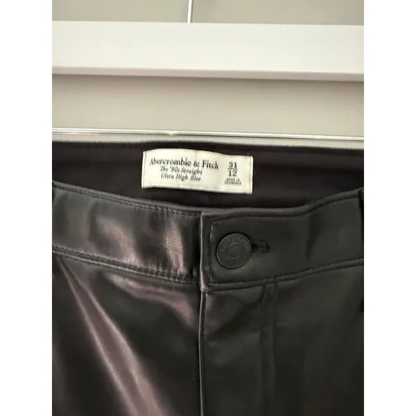 Abercrombie Black Vegan Leather High Rise Curve Love Straight Pants Size 12 - Image 4