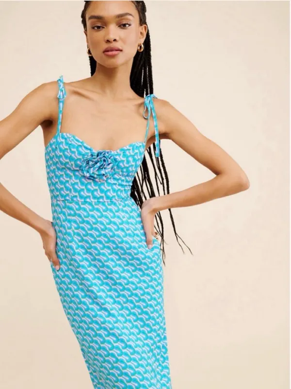 Urban Outfitters The Frolic Blue Printed Midi Dress Size Medium - Image 3