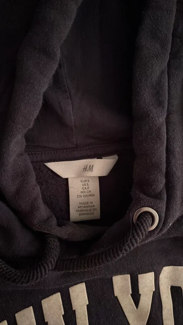 H&M New York Sweatshirt - Image 2