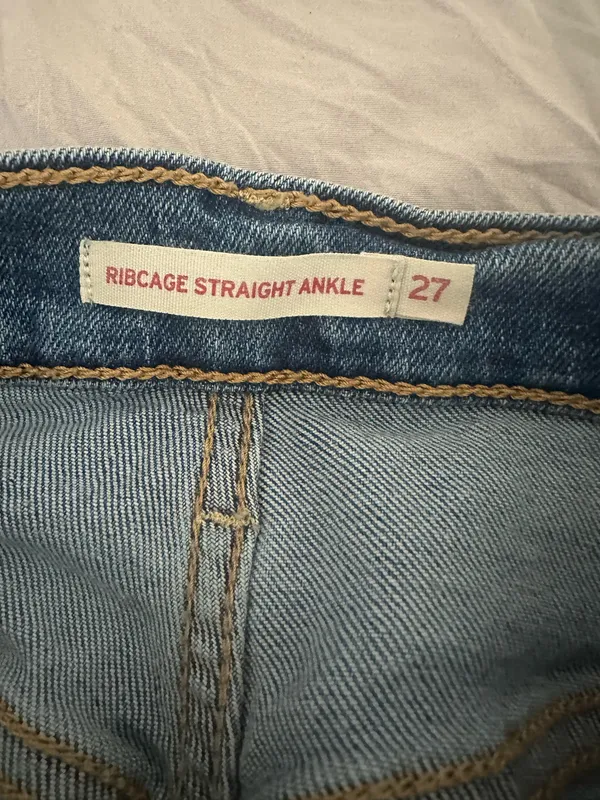 Ribcage Levi’s Straight Ankle Jeans High-Rise - Image 4
