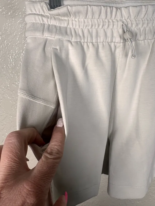 Lululemon Shorts Sz 0 - Image 5