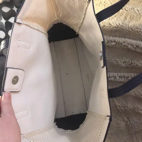 🎉4 for $20 Danielle Nicole Tote - Image 5