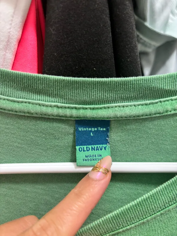 Green Shirt - Image 2