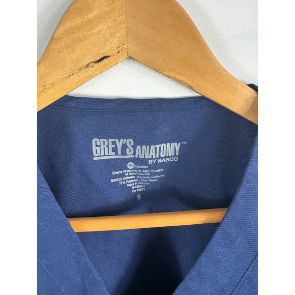Greys Anatomy Navy Blue Short Sleeve Scrub Top Size Small - Image 4