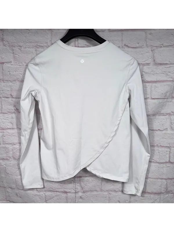 Lululemon White Long Sleeve Shirt Size 4 - Image 4