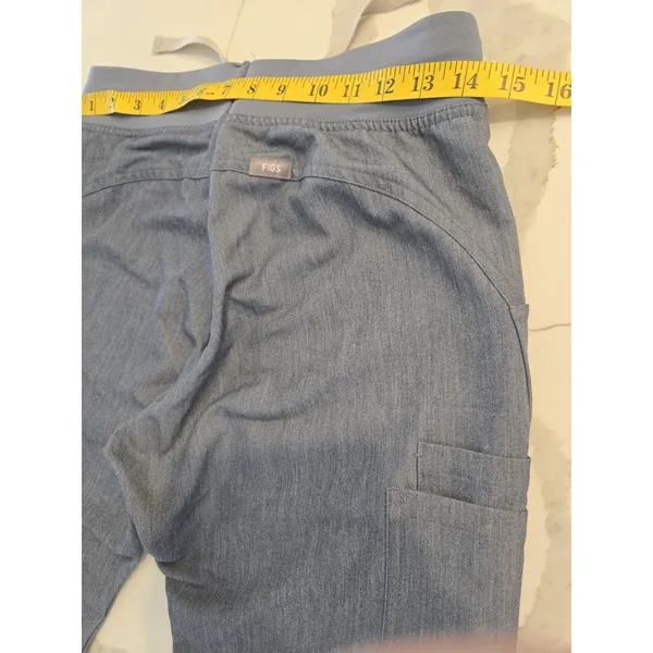 FIGS Technical Collection Scrub Pants Size Small Heather Gray Zip Pockets - Image 7