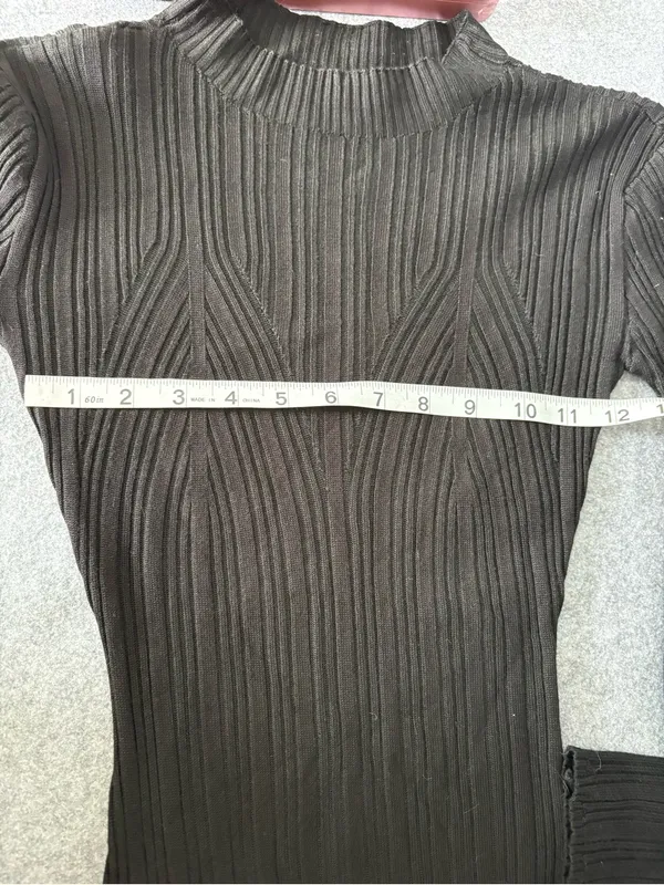 Almost Famous Long Sleeve Black Ribbed Knit Maxi Dress small - Image 10