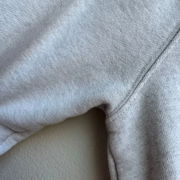 Aritzia TNA Cozy Fleece Cropped Crewneck Gray Sweatshirt Size Small - Image 4